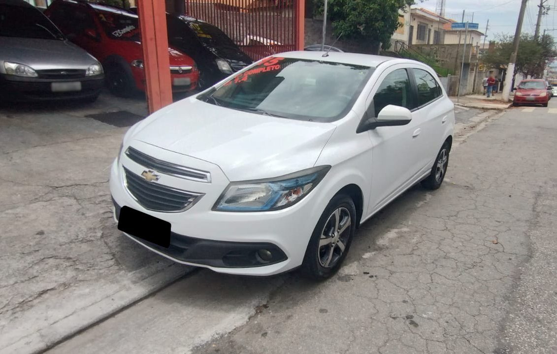 CHEVROLET ONIX LT