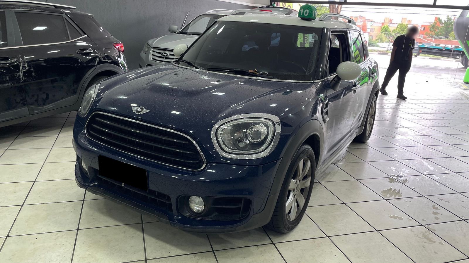 MINI COUNTRYMAN