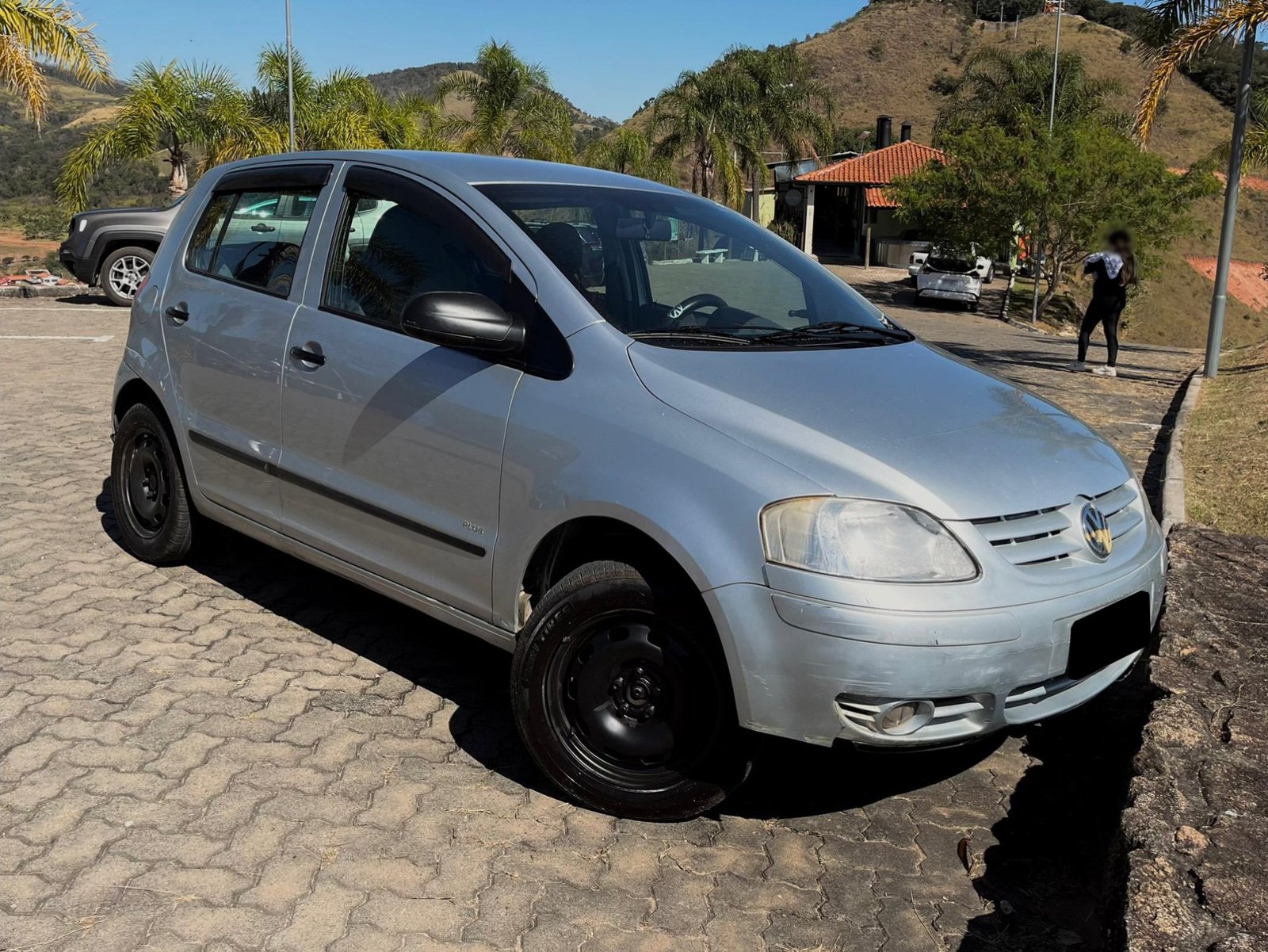 VOLKSWAGEN FOX