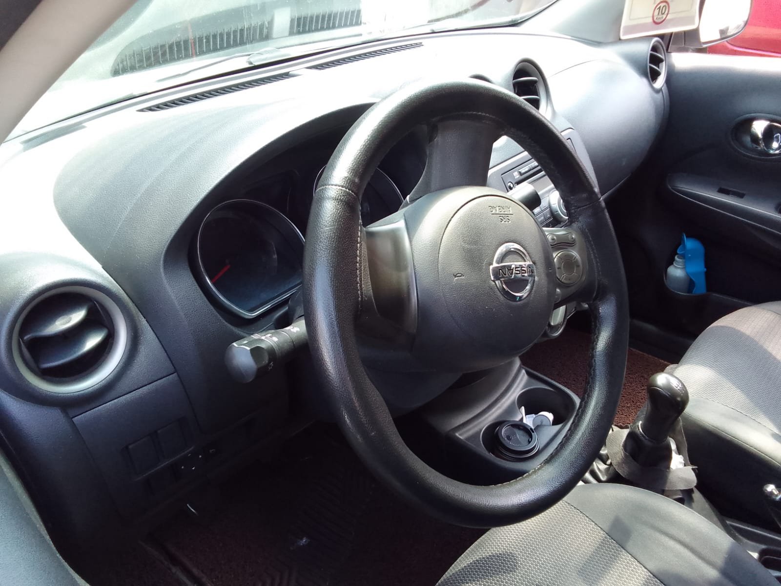 NISSAN VERSA SL